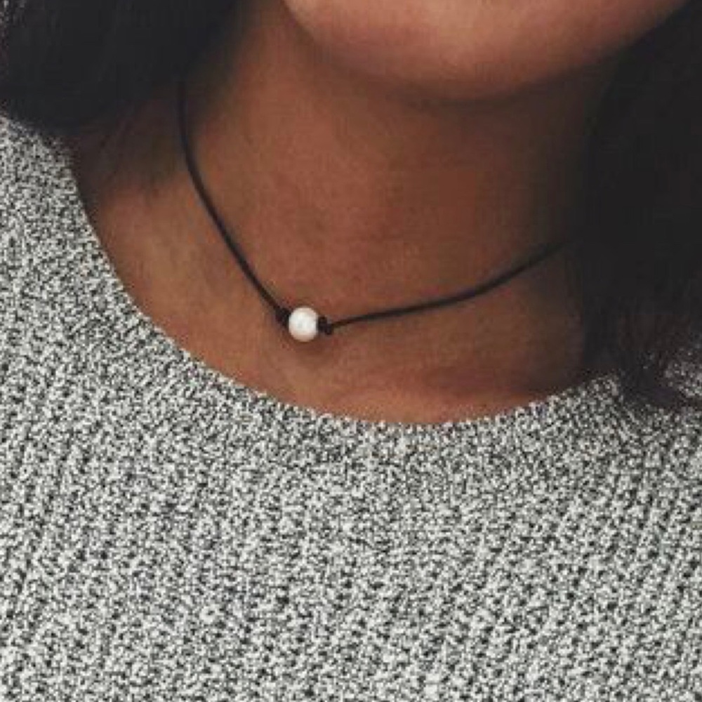 Pearl Choker Necklace - Picture 2 of 6